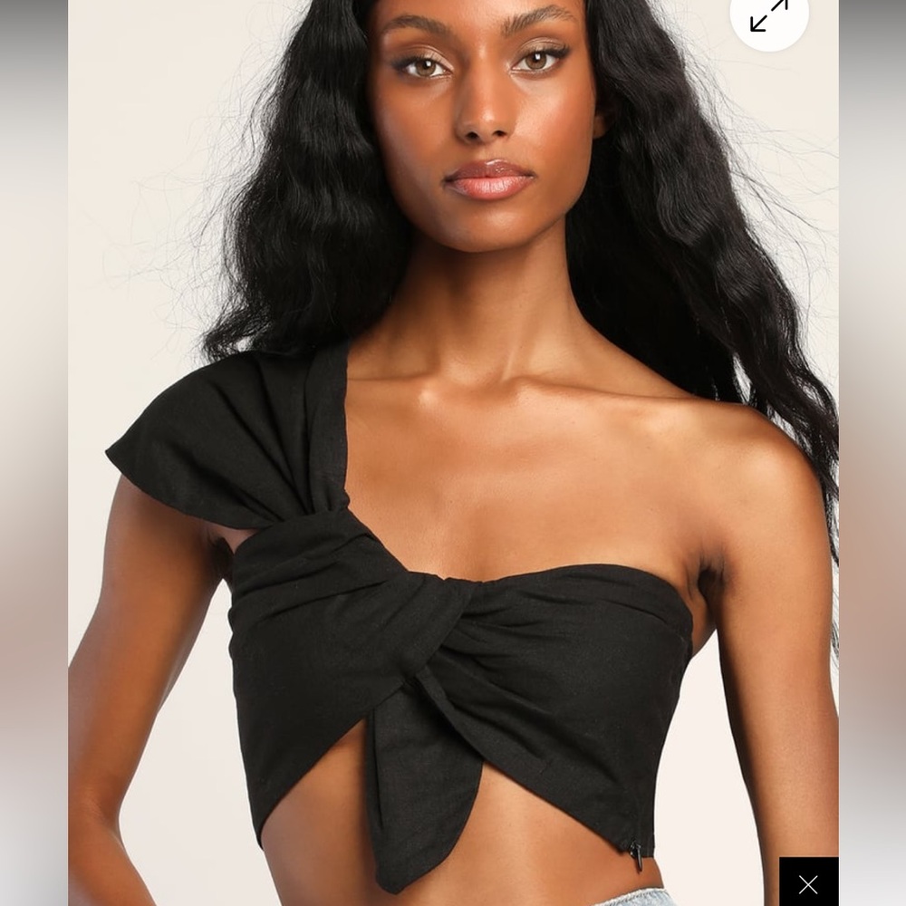 Lulus What’s Knot To Love One Shoulder Crop Top